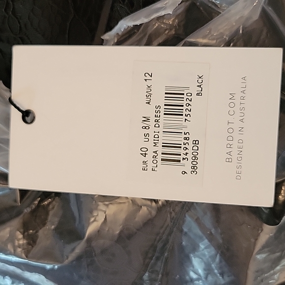 Dress - Brand New! - Picture 3 of 7